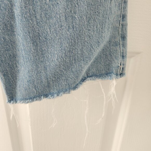 J. Crew Light Wash Raw Hem High Rise Straight Leg Slim Boyfriend Jean - Size 28 - Picture 9 of 12